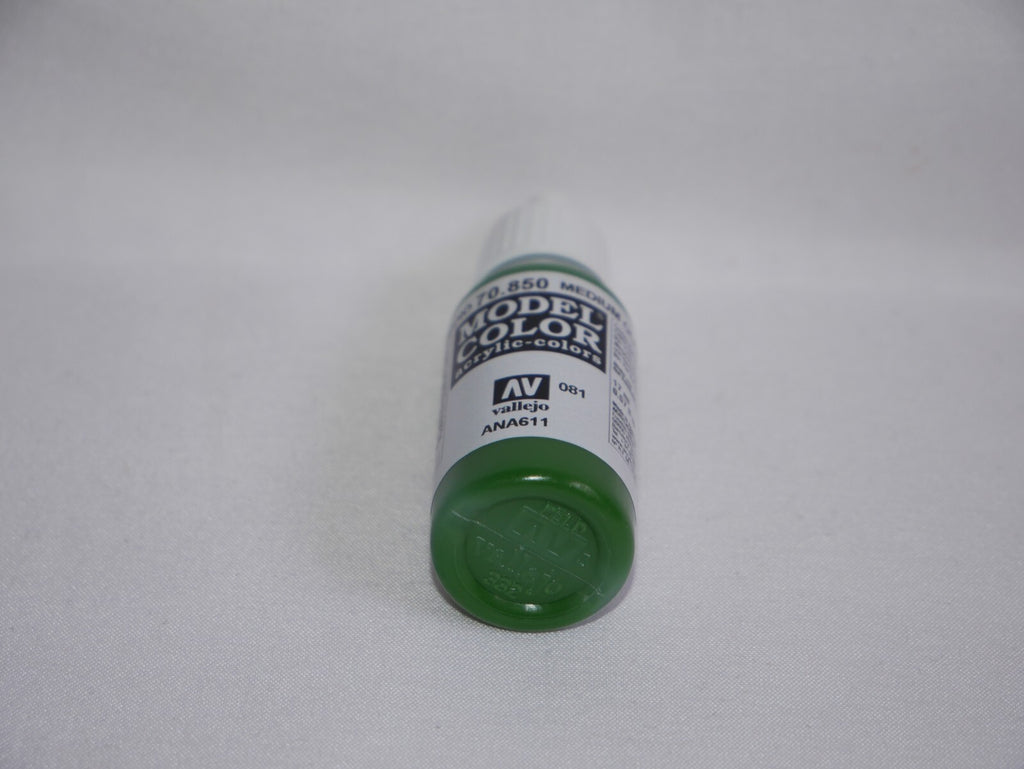 Vallejo Model Color Medium Olive Acrylic 17ml/0.57 fl oz Dropper Bottle - 70.850