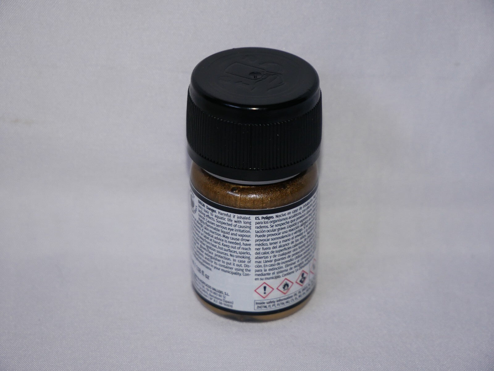 Vallejo Liquid Metal Rich Gold Metallic Alcohol Based 35ml / 1.15 fl oz - 70.793