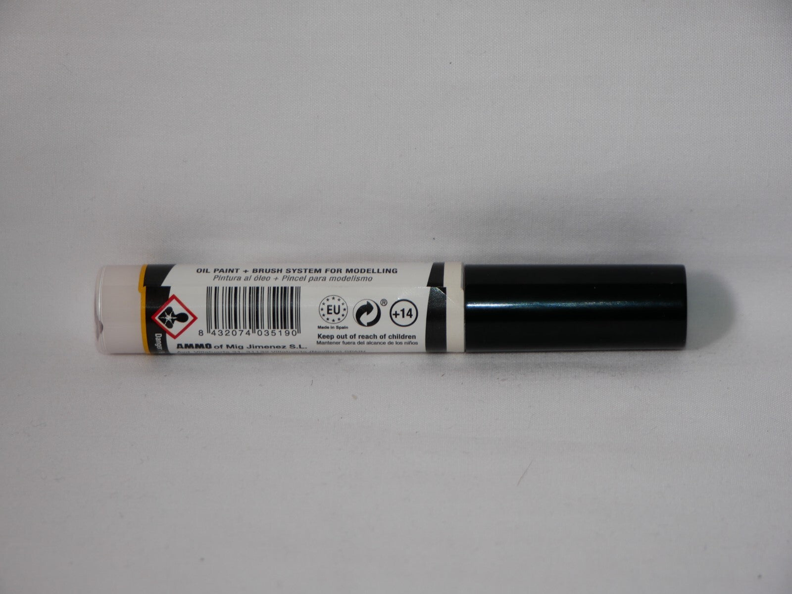 Ammo By Mig Jimenez Light Flesh Oilbrusher With Fine Brush Applicator A.MIG-3519