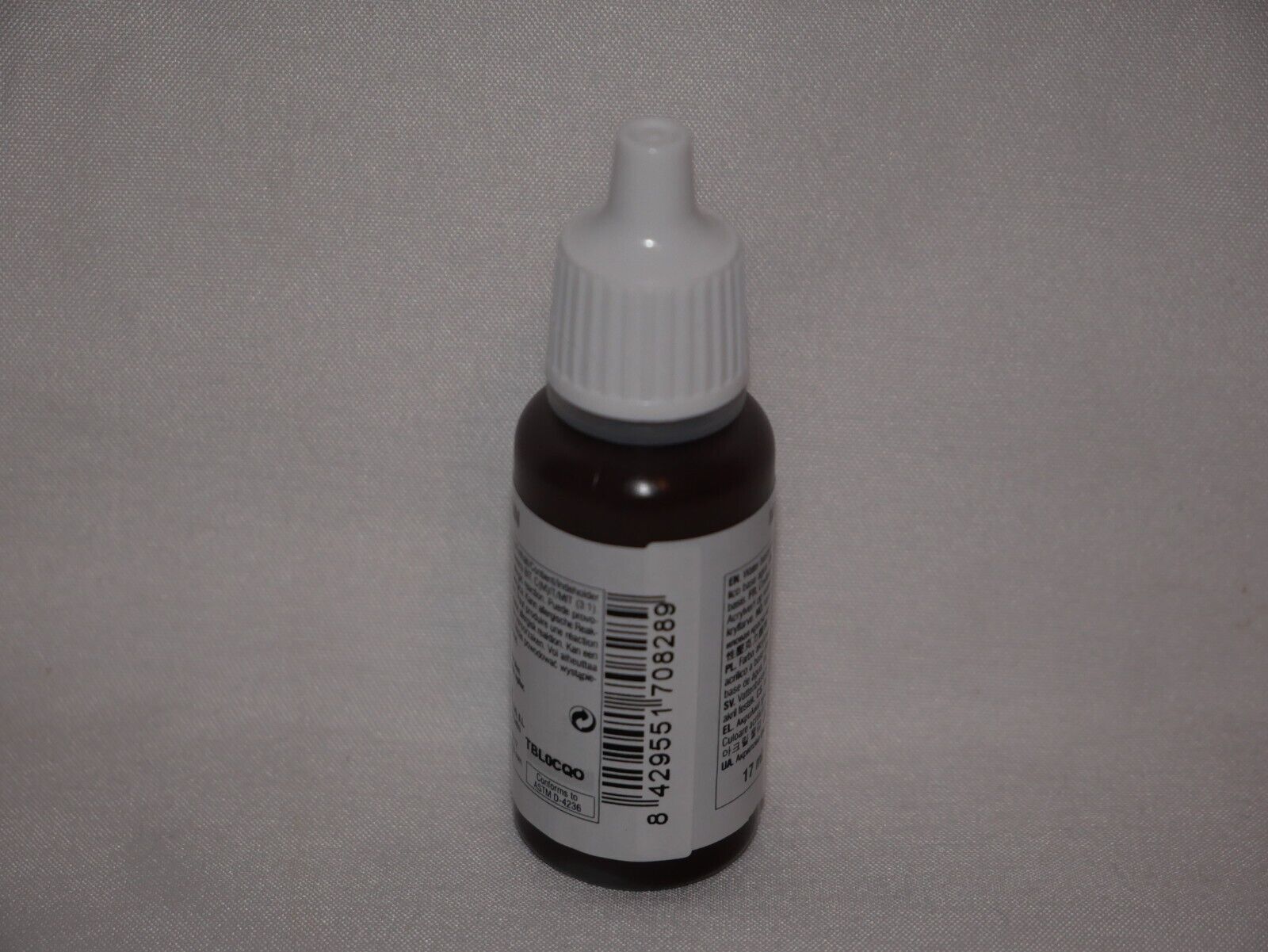Vallejo Model Color Wood Grain Acrylic 17ml /0.57 fl oz Dropper Bottle - 70.828