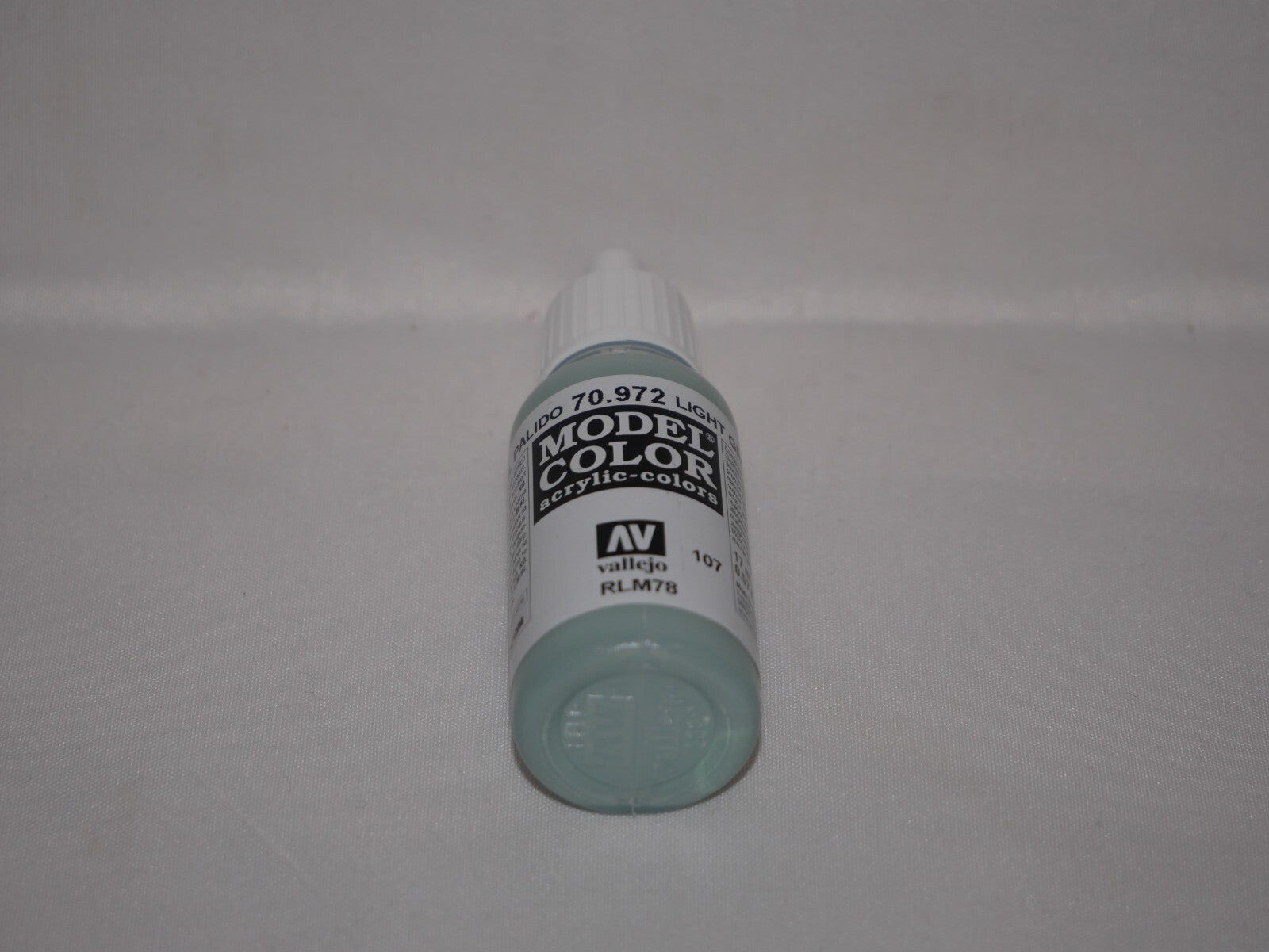 Vallejo Model Color Light Green Blue Acrylic 17ml/0.57 fl oz Dropper 70.972