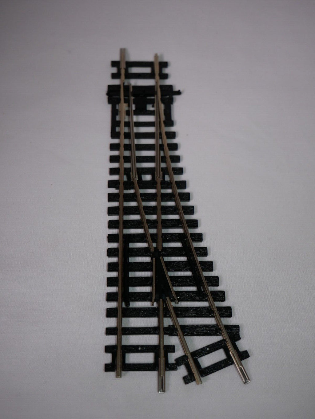 Hornby 1:76 Scale Hobby Model Railway Track Single Piece Left Hand Point - R8072