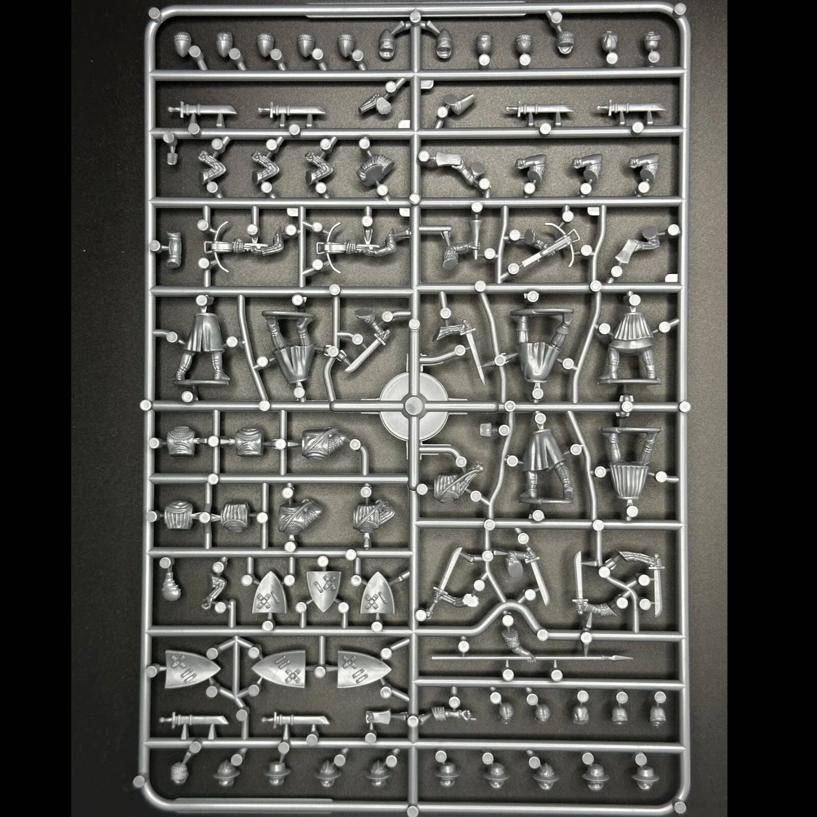 Wargames Atlantic The Barons' War 28mm Scale Foot Serjeants (1150-1320) WAAAC002