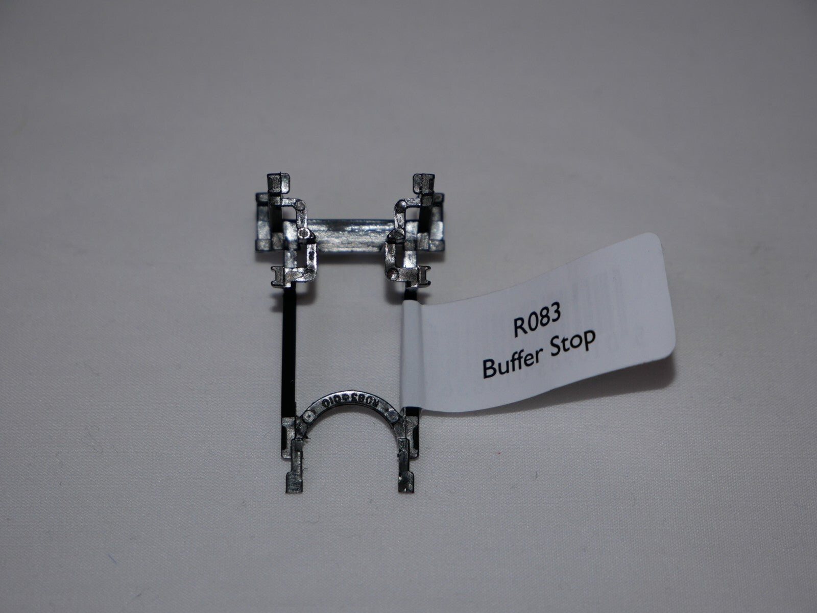 Hornby 1:76 Scale (00 Gauge) Model Railway Track Accessories Buffer Stop - R083