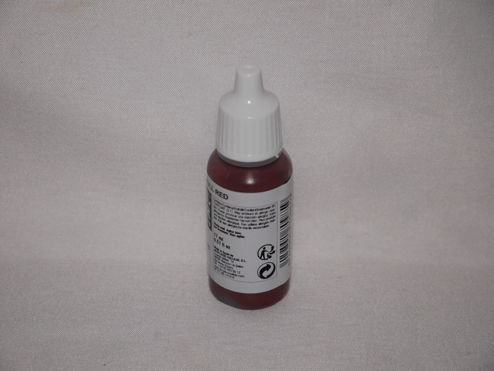 Vallejo Model Color Hull Red Acrylic 17ml/0.57 fl oz Dropper Bottle - 70.985