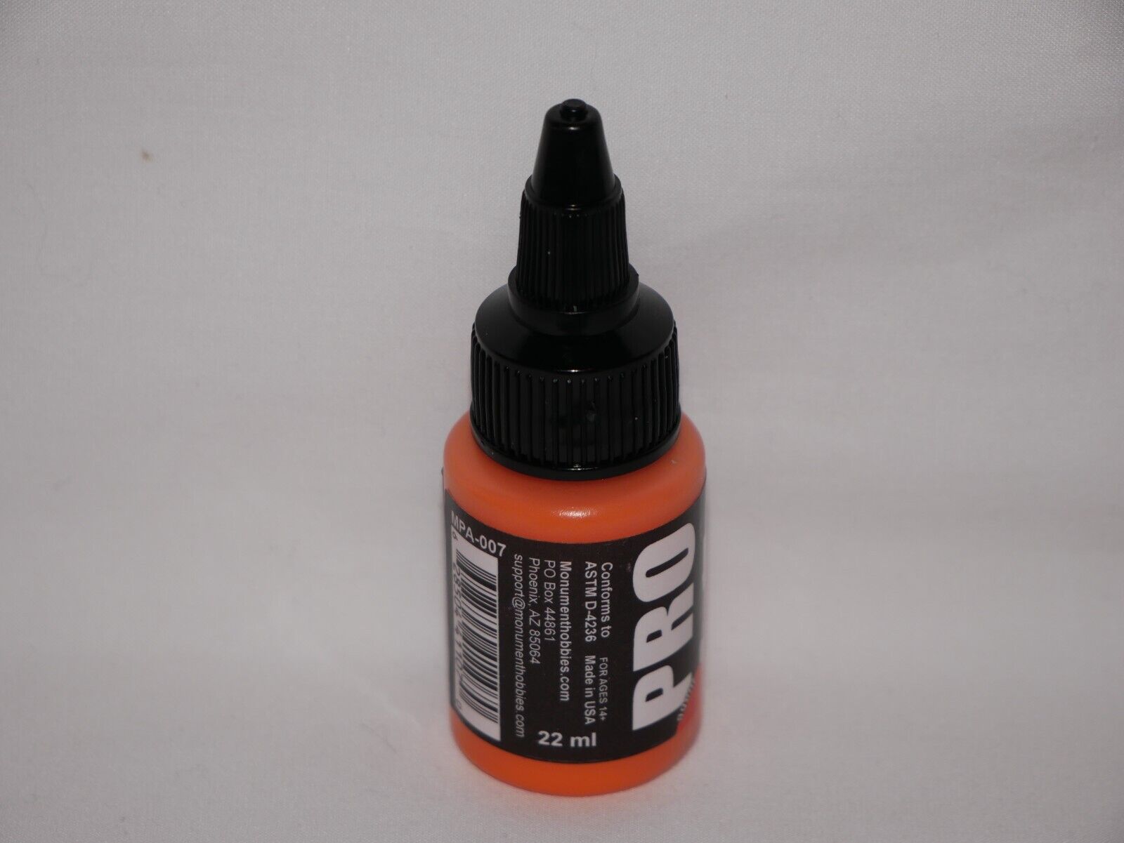 Monument Hobbies Pro Acryl Acrylic Paint Range Orange 22ml Twist Bottle MPA-007