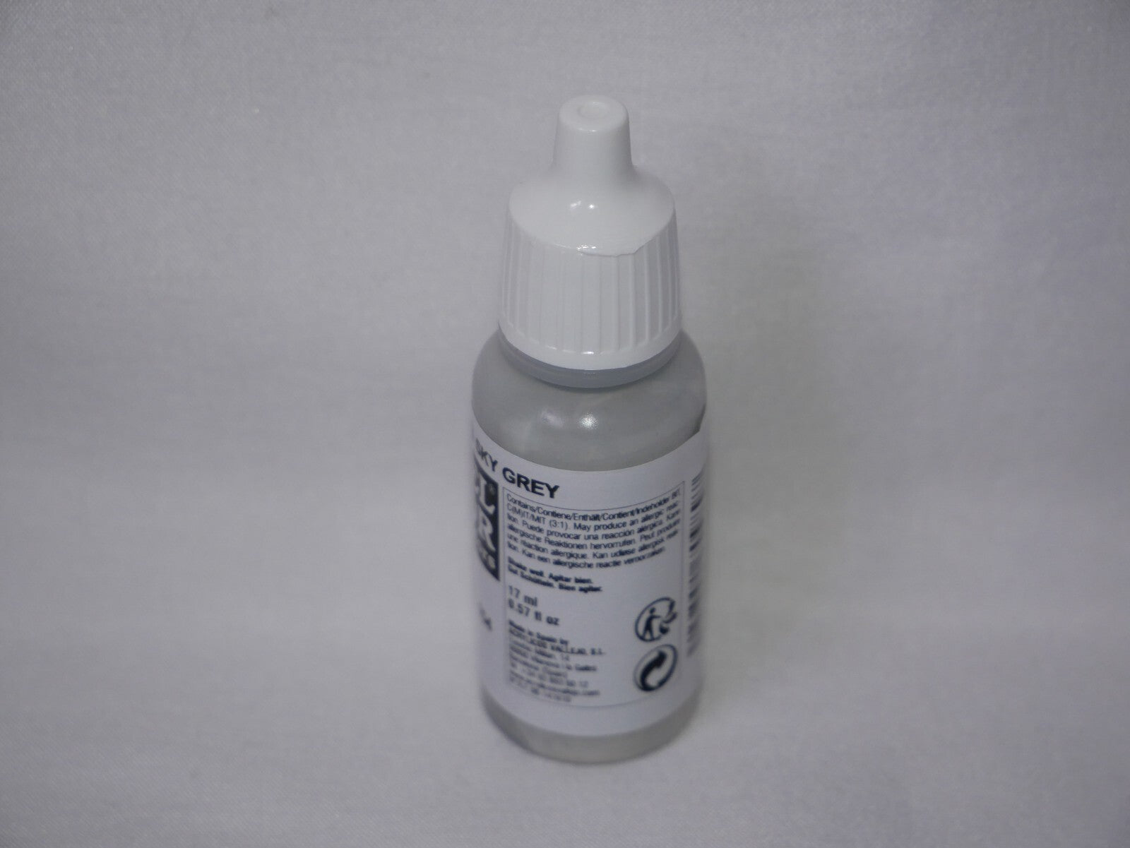 Vallejo Model Color Sky Grey Acrylic 17ml/0.57 fl oz Dropper Bottle - 70.989