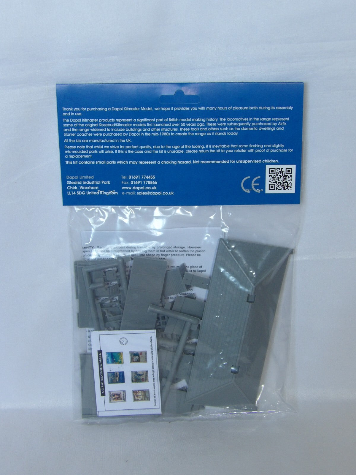 Dapol Kitmaster  "OO/HO" Booking Hall C014