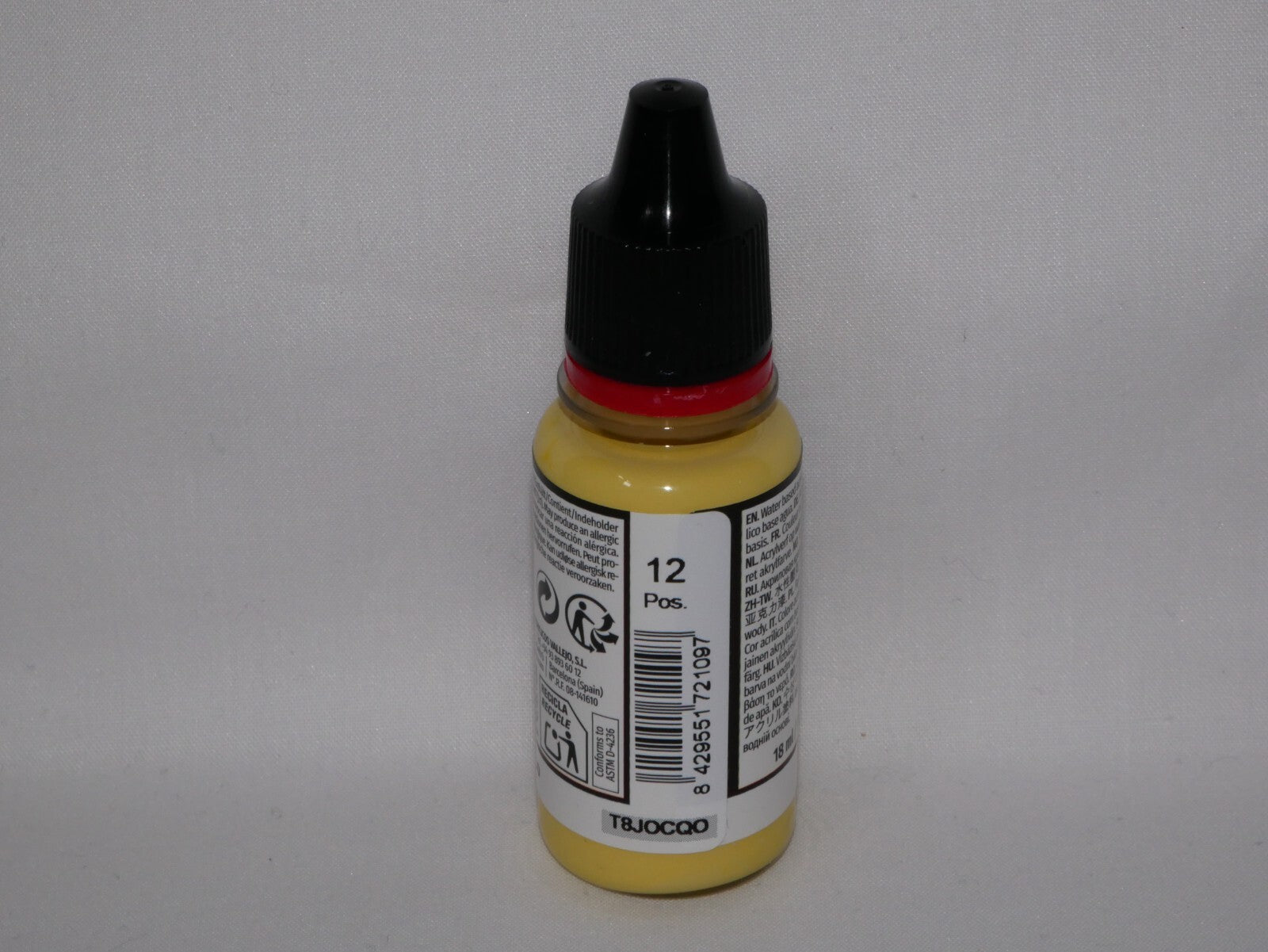 Vallejo Game Color Acrylics Toxic Yellow 18ml/0.6 fl oz Dropper Bottle - 72.109