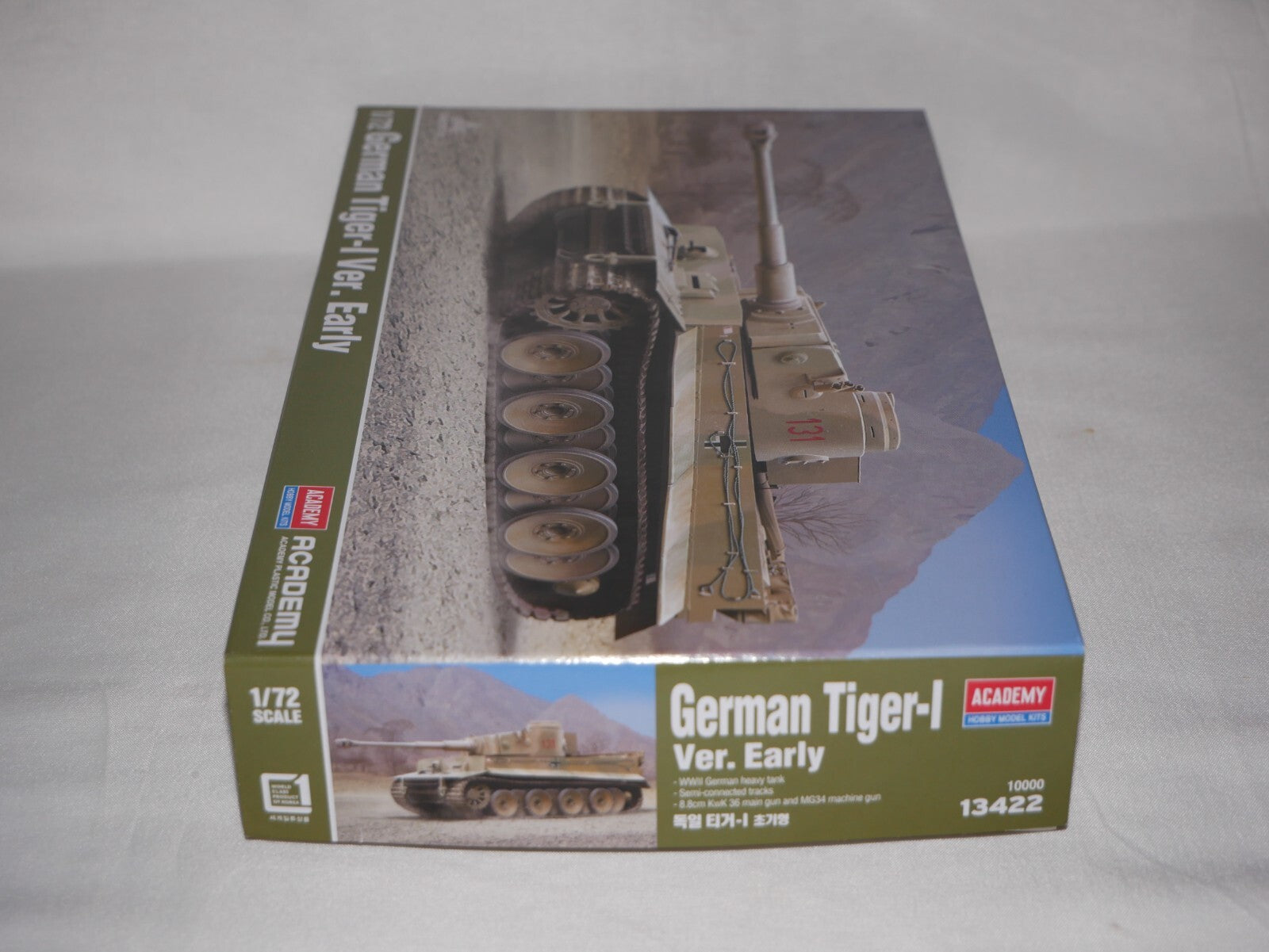 Academy Hobby Model Kits 1:72 Scale German Tiger I Early Version Red 131 - 13422