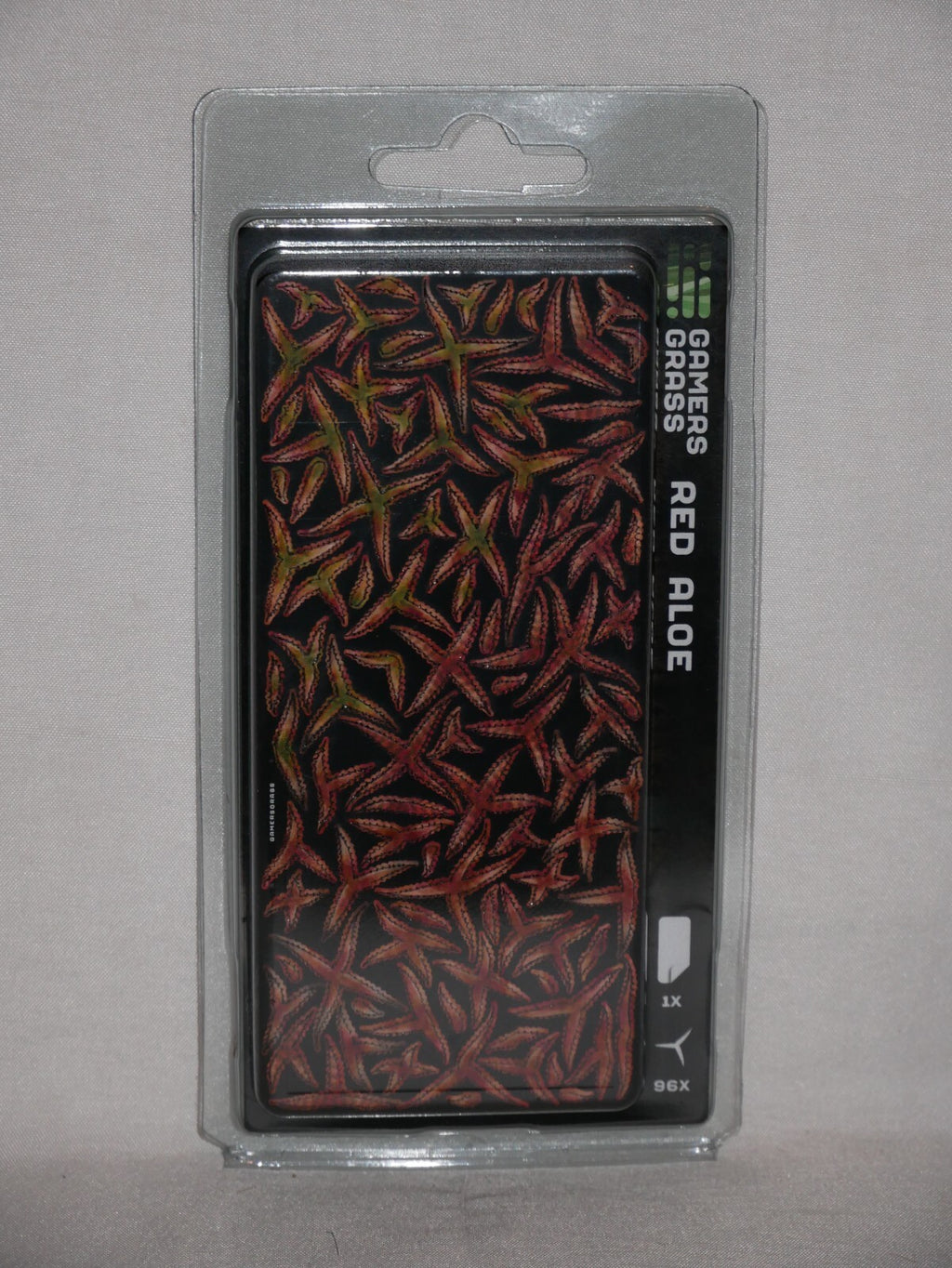 Gamers Grass Full Color Laser Cut Plants Red Aloe For Bases 96 Per Pack GGLP-RA