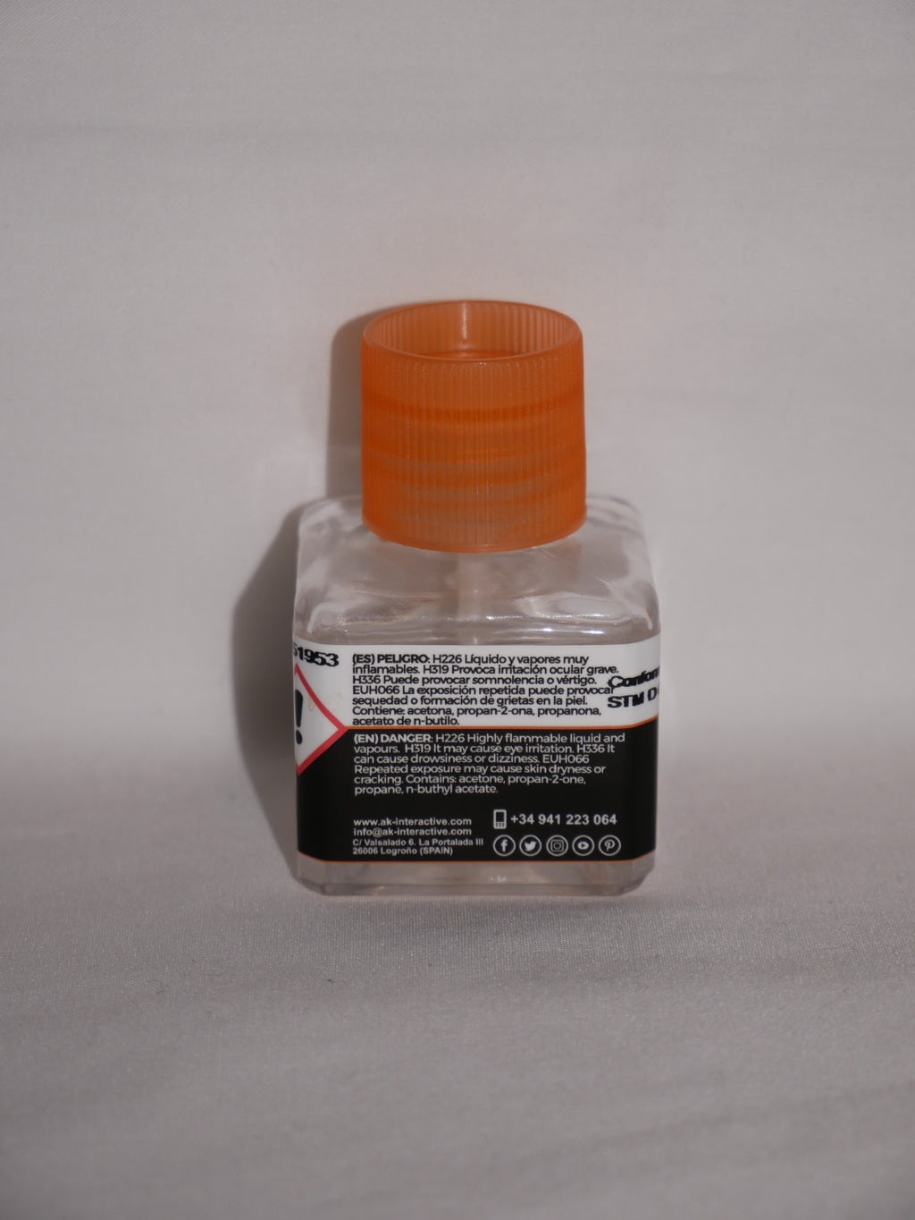 AK Interactive Ultra High Quality Extra Thin Cement 40ml Glass Bottle - AK12002