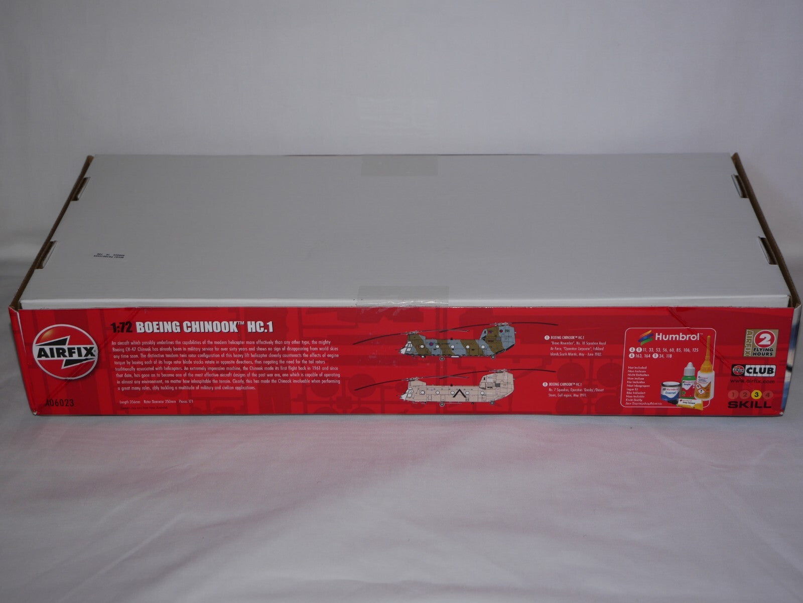 Airfix 1:72 Scale Model Kits Boeing Chinook HC.1 Helicopter Skill Level 3 A06023