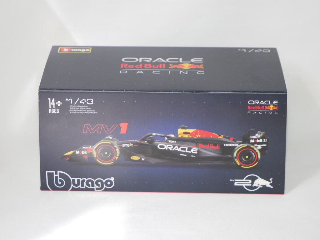 Burago 1:43 Oracle Redbull Racing RB20 Car With Max Verstappen Helmet #18-38098V