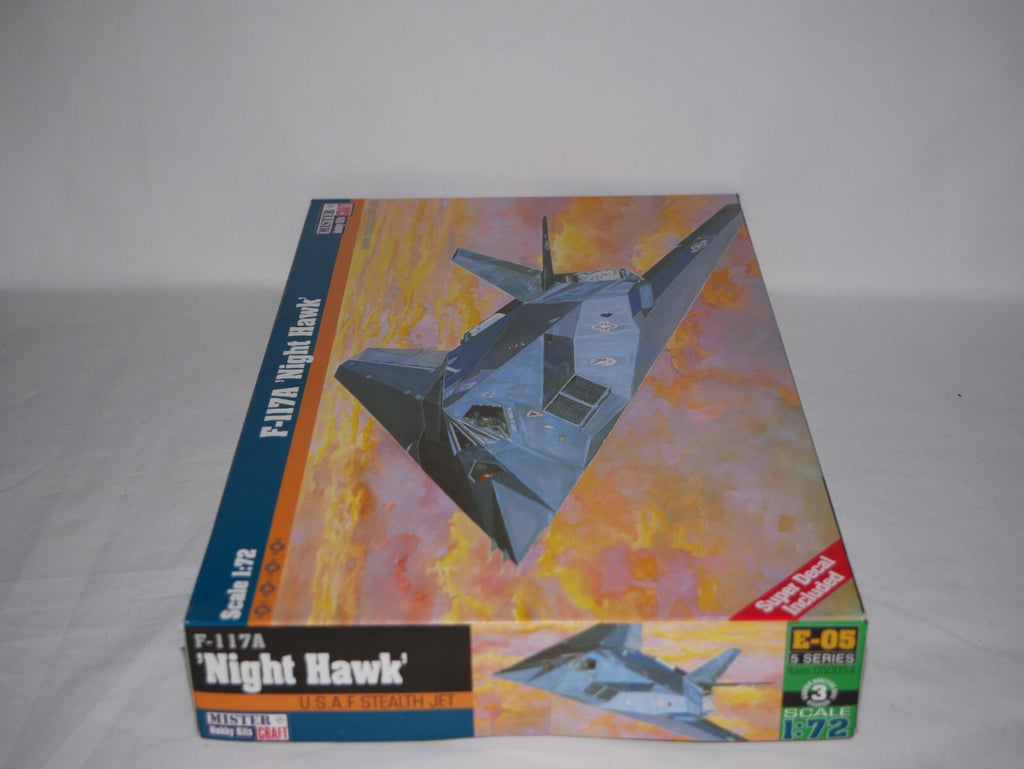 MisterCraft Hobby Kits 1:72 Scale (E-05) Lockheed F-117A "Night Hawk" - 050054