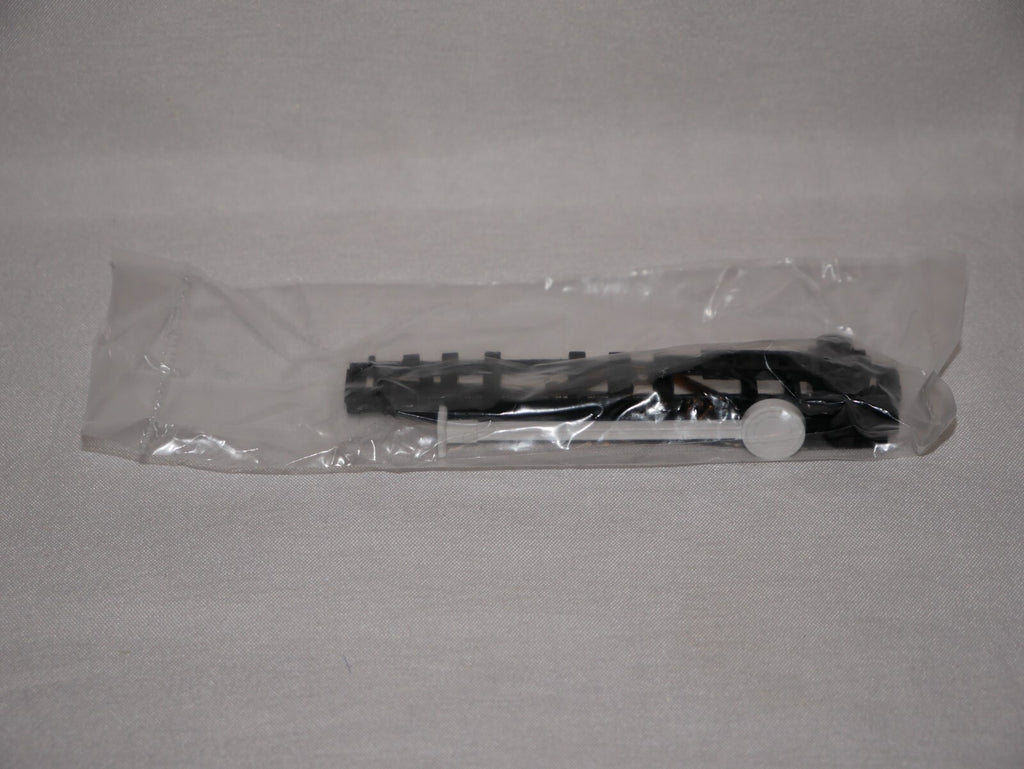 Hornby 1:76 Model Railway Track Accessories Uncoupling Ramp & Marker Post - R617