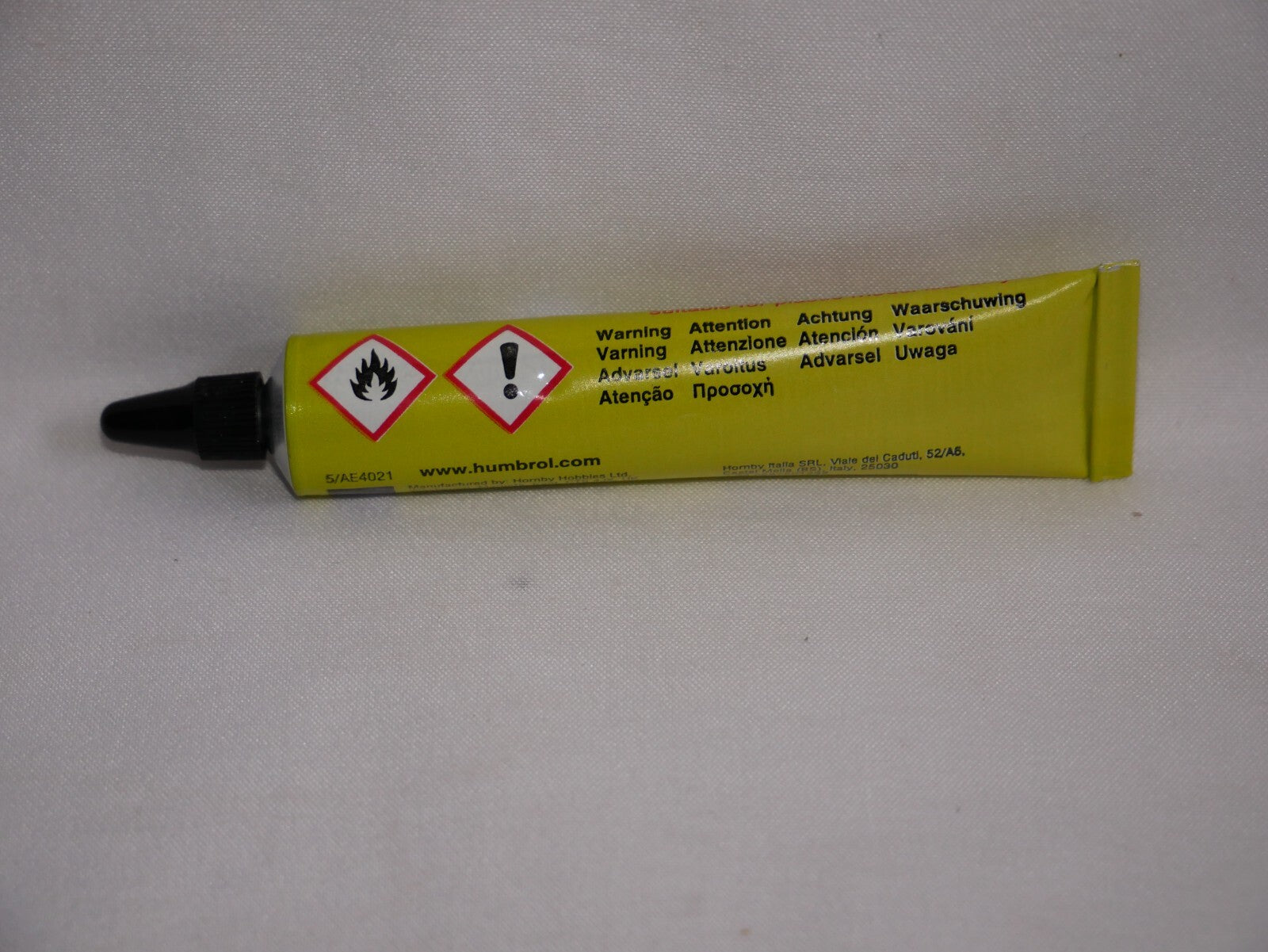 Humbrol Medium Poly Cement A Solvent Based Glue For Plastics Models 12ml AE4021