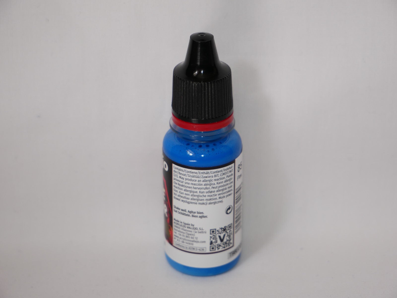 Vallejo Game Color Acrylic Wash Range Blue 18ml/0.6 fl oz Dropper Bottle 73.207
