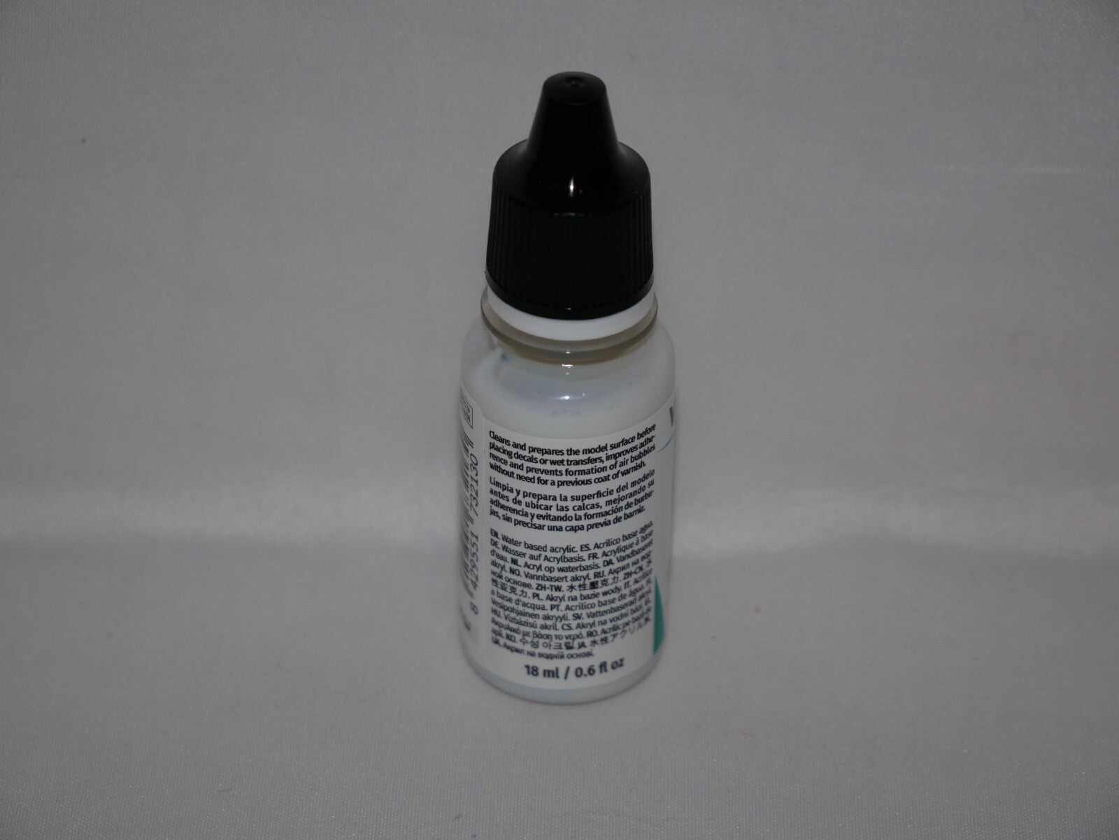 Vallejo Auxiliary Products Decal Fix 18ml/0.60 fl oz Dropper Bottle - 73.213