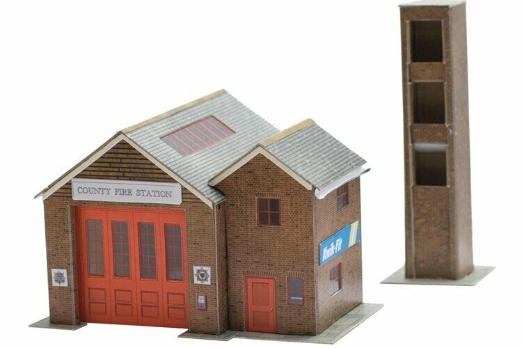 Superquick Model Kits 1:76 Scale The Country Fire Station For "HO/OO" - SQB36