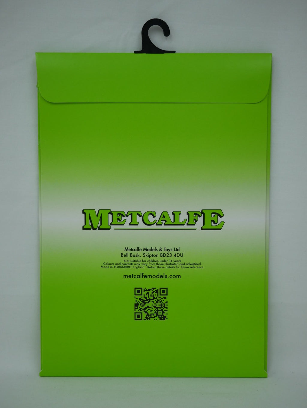 Metcalfe Card Construction Kits OO/HO Scale Prefabricated Nissen Hut Kit - PO415