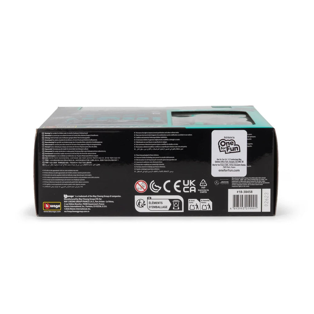 Burago 1:43 Scale Mercedes-AMG Petronas Forumla One Team Pit Pass Diorma Playset - #18-38458A
