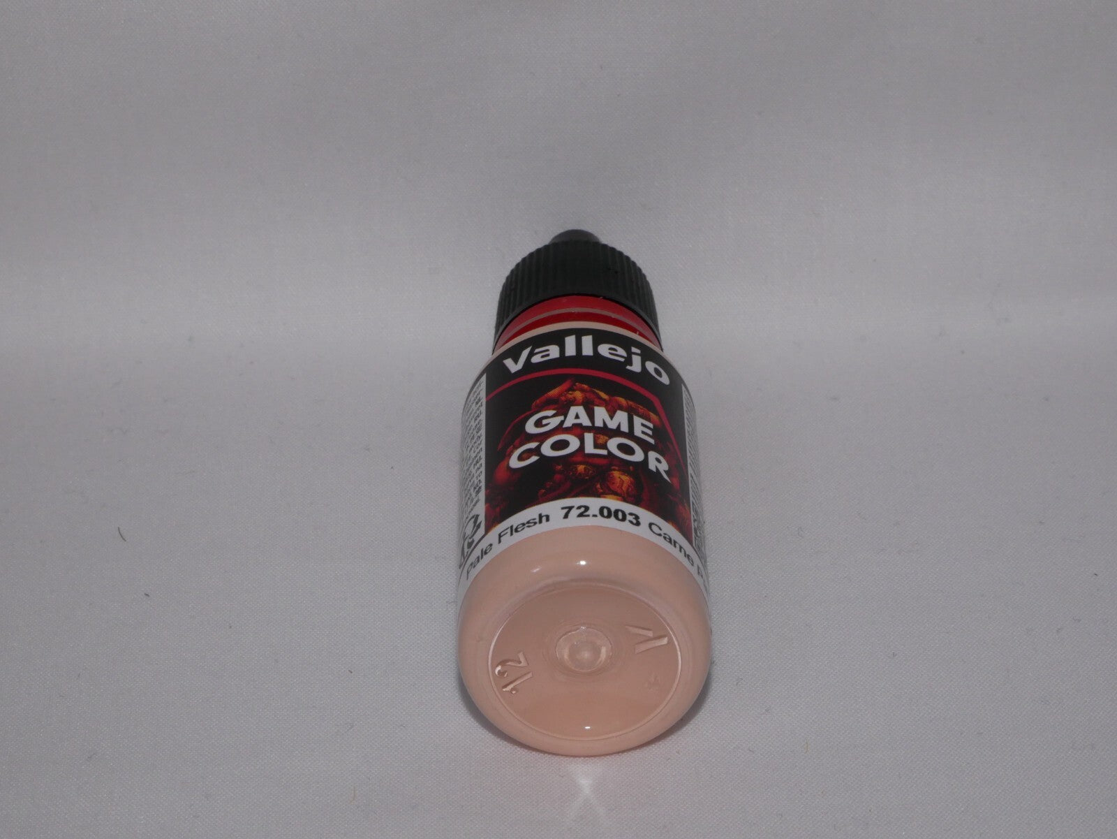 Vallejo Game Color Acrylic Range Pale Fresh 18ml/0.6 fl oz Dropper Bottle 72.003