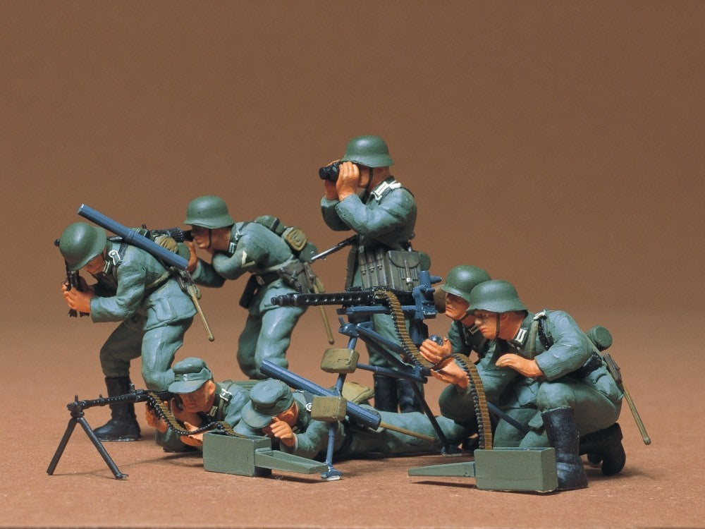 Tamiya Military Miniatures 1:35 Scale German Machine Gun Troops Infantry - 35038