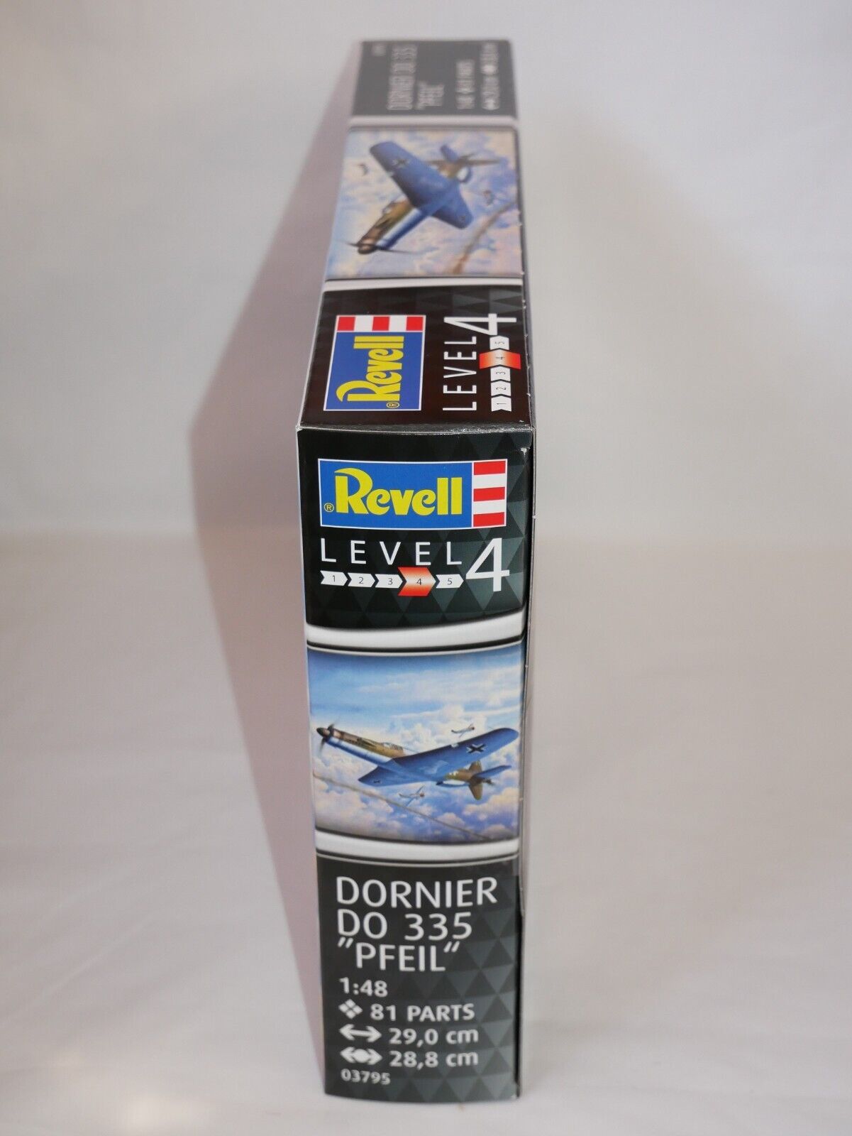 Revell 1:72 Scale Dornier Do 335 "PFEIL" Model Aircraft Kit Skill Level 4 03795