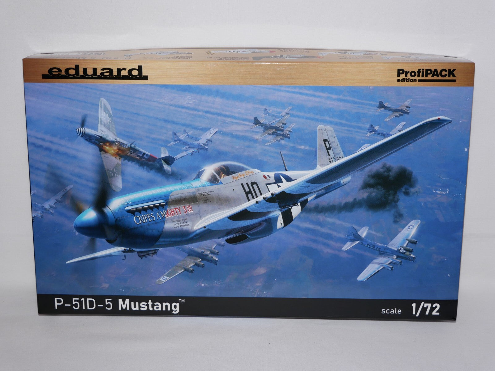 Eduard 1:72 Scale North American P-51D-5 Mustang ProfiPACK Edition Kit - 70171