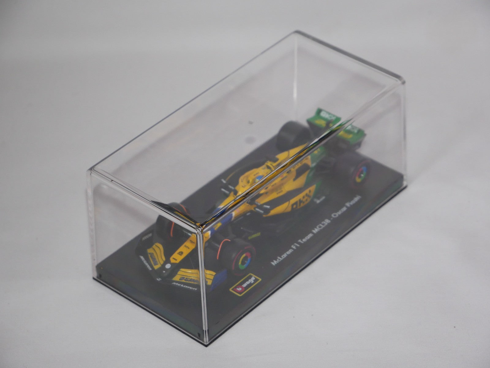 Burago 1:43 McLaren MCL38 Monaco Grand Prix 2024 No.81 Oscar Piastri #18-38215PS