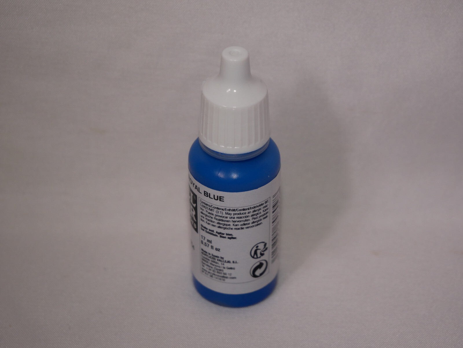 Vallejo Model Color Royal Blue Acrylic 17ml/0.57 fl oz Dropper Bottle - 70.809