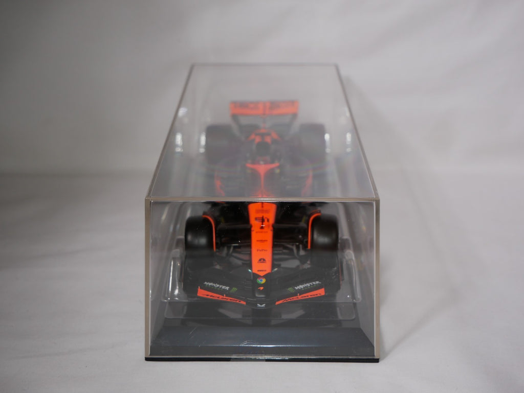 Burago 1:24 McLaren MCL38 Miami Grand Prix 2024 No.81 Oscar Piastri - #18-28033P