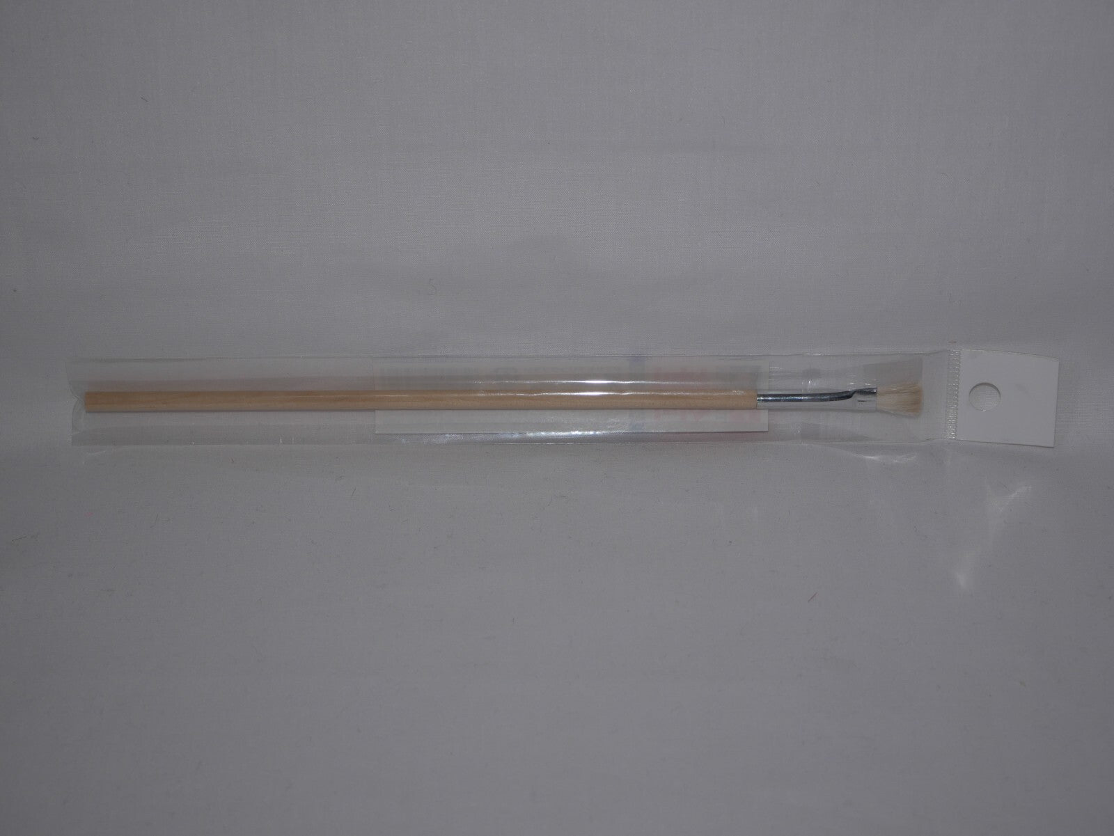 Tamiya Wooden Handle Horse-Hair Bristled No.3 Flat Modelling Paint Brush - 87014