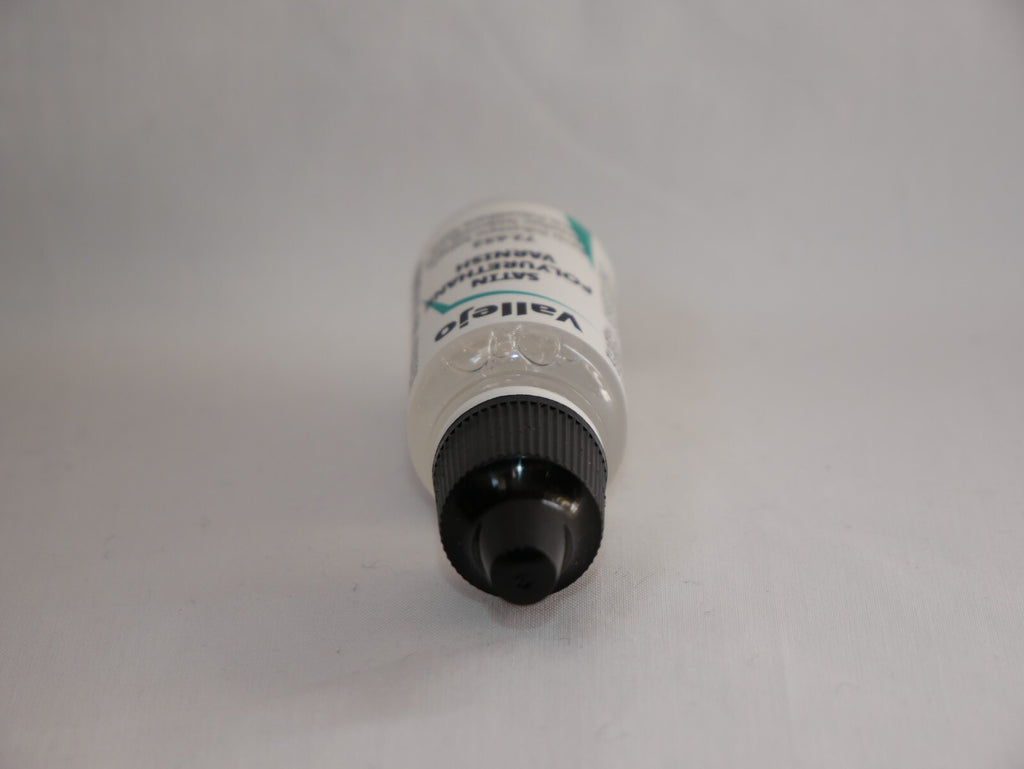 Vallejo Auxiliary Products Satin Polyurethane Varnish 18ml Dropper Bottle 72.652
