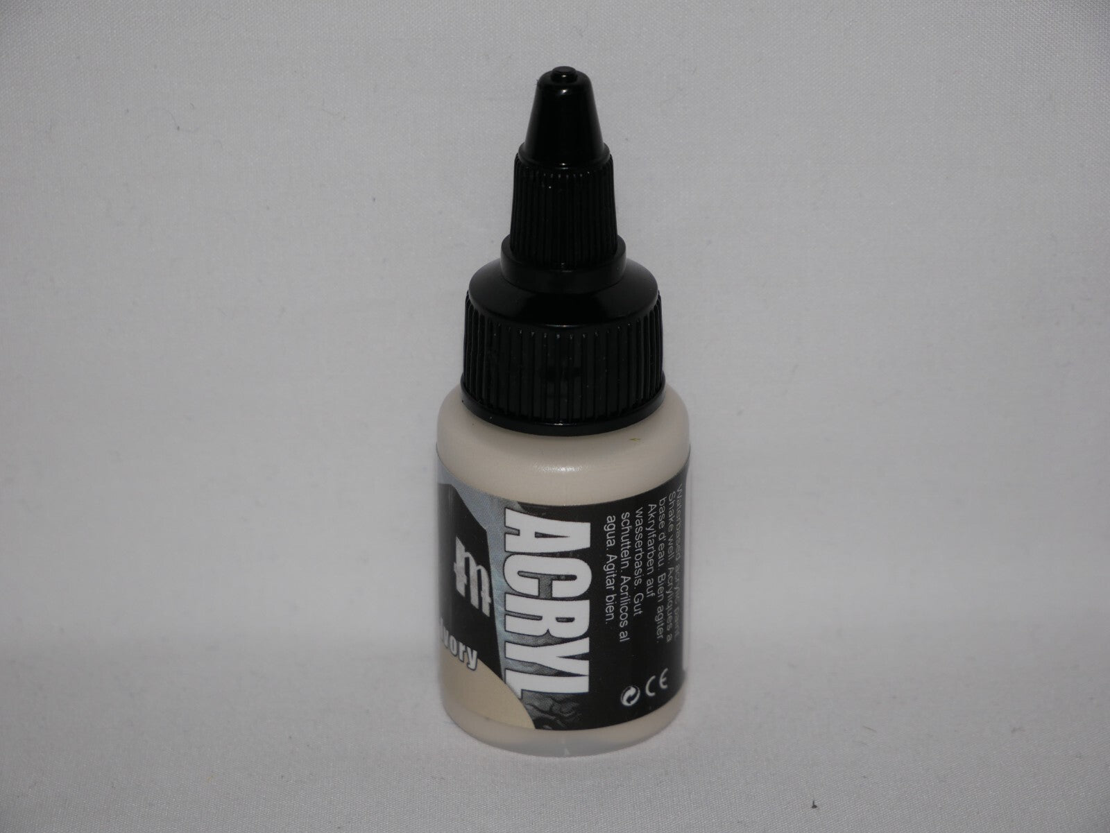 Monument Hobbies Pro Acryl Paint Range Ivory 22ml Twist Top Bottle - (MPA-023)