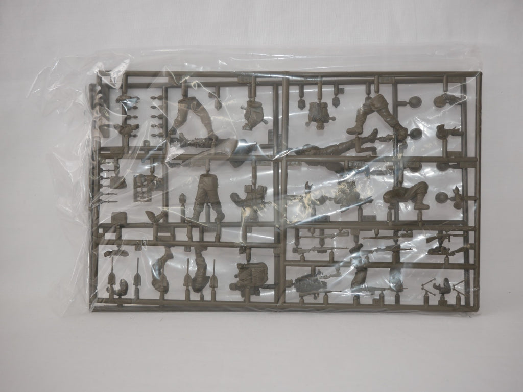 Tamiya Military Miniatures 1:35 Scale US Infantry West European Theater - 35048