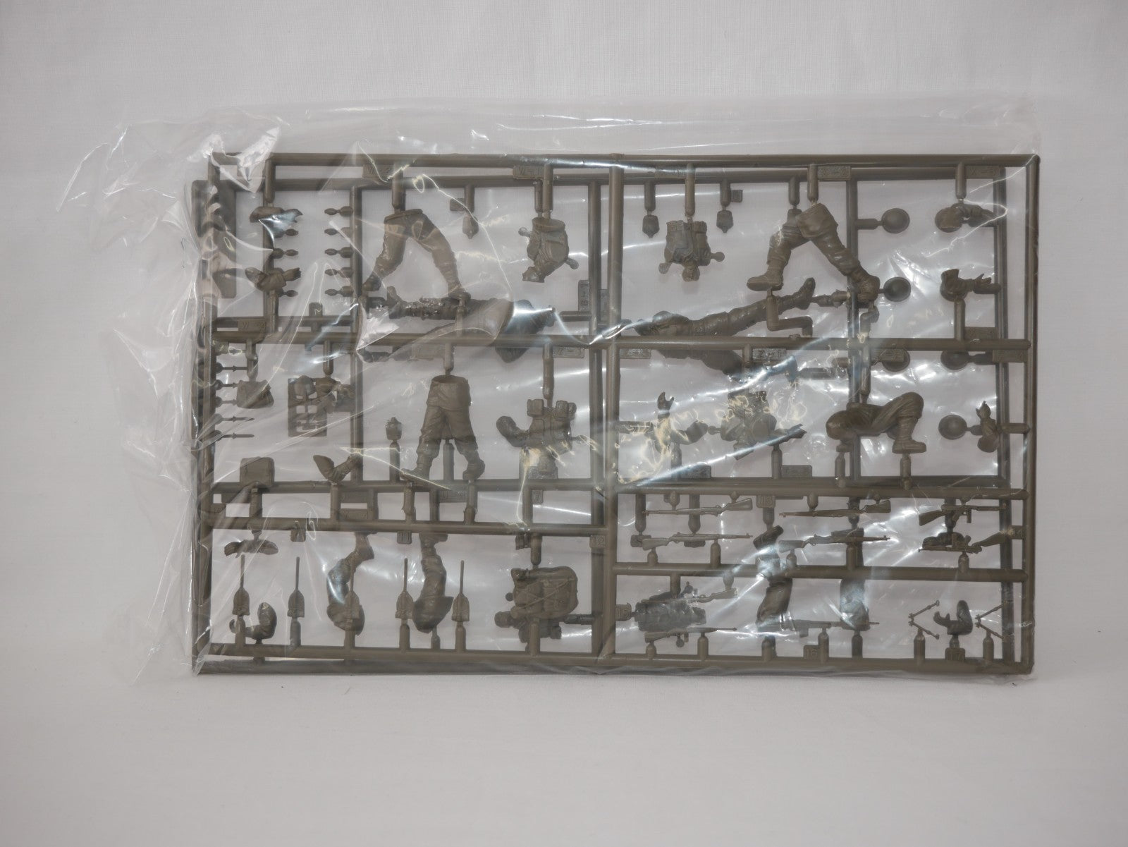 Tamiya Military Miniatures 1:35 Scale US Infantry West European Theater - 35048