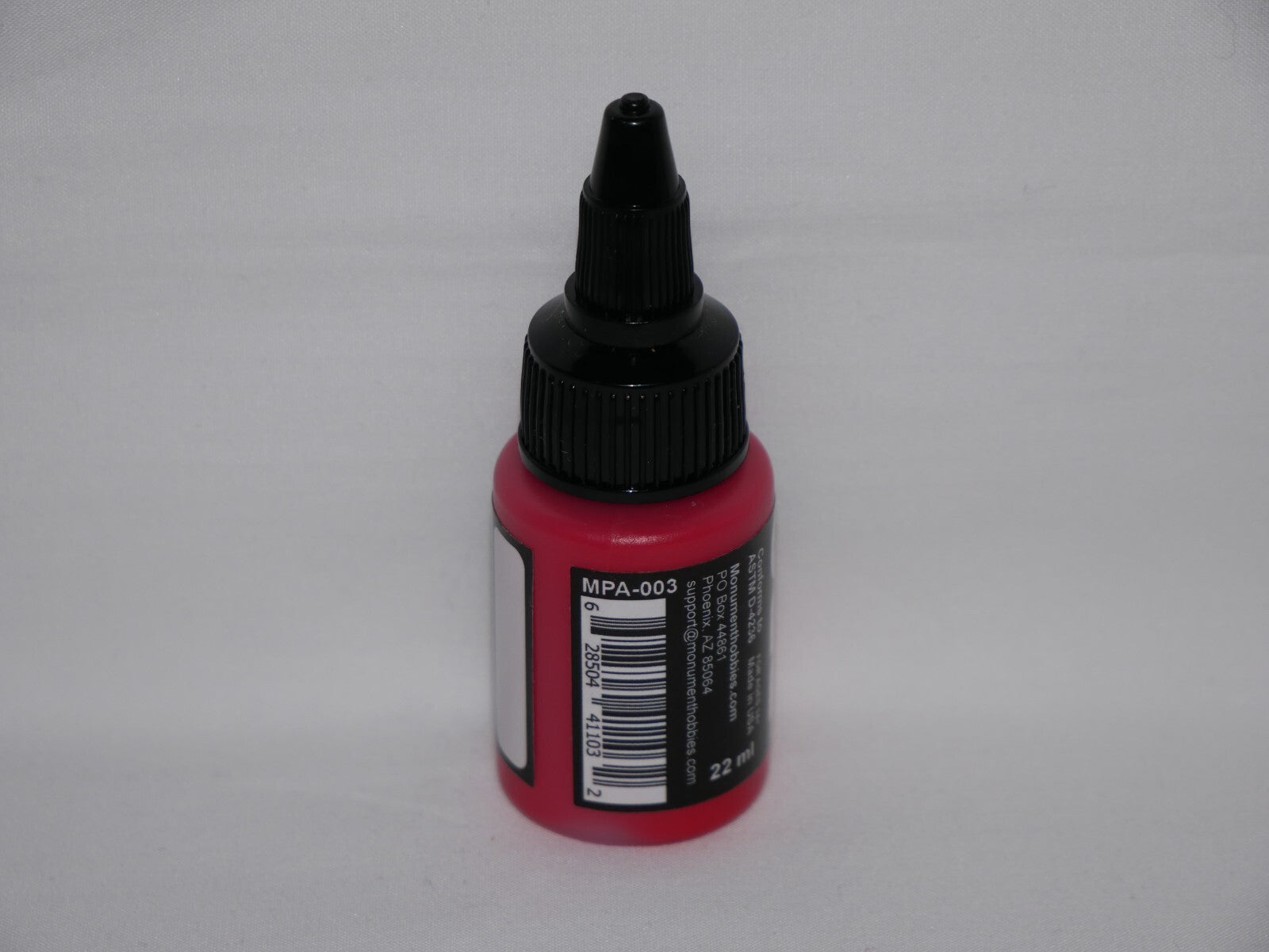 Monument Hobbies Pro Acryl Range Bold Pyrrole Red 22ml Twist Top Bottle MPA-003