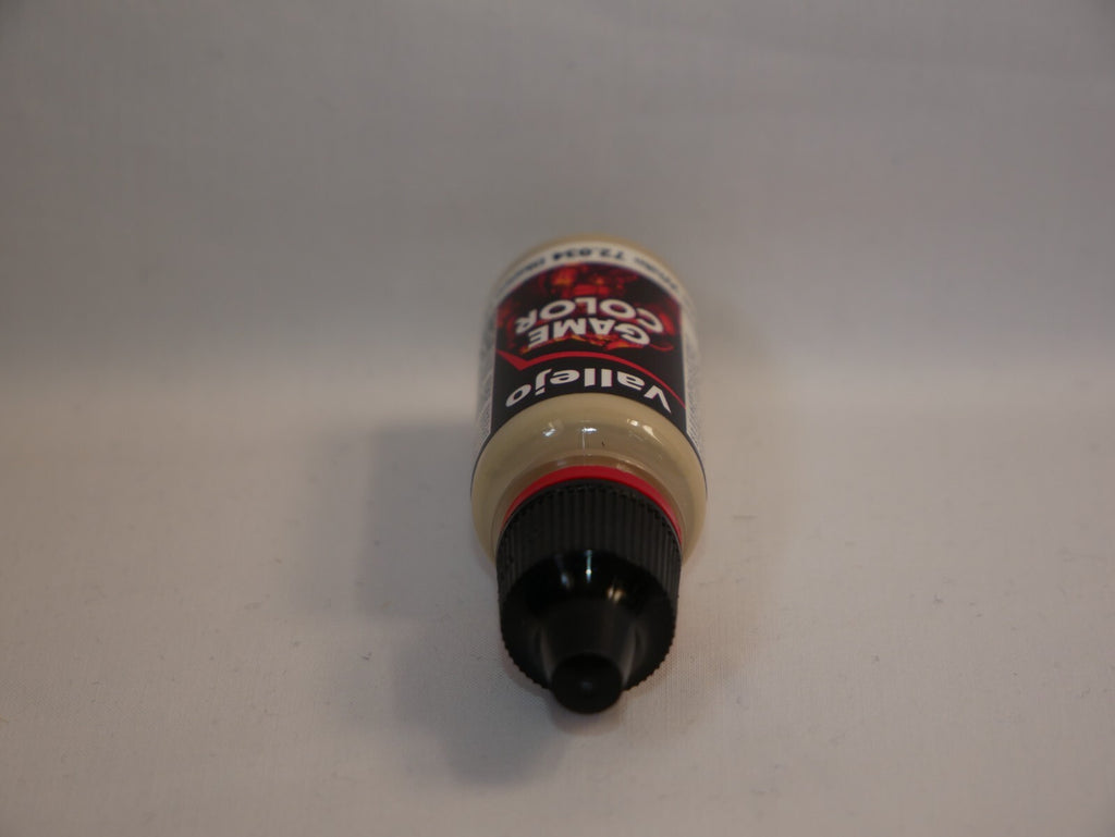 Vallejo Game Color Acrylic Range Bone White 18ml/0.6 fl oz Dropper Bottle - 72.034