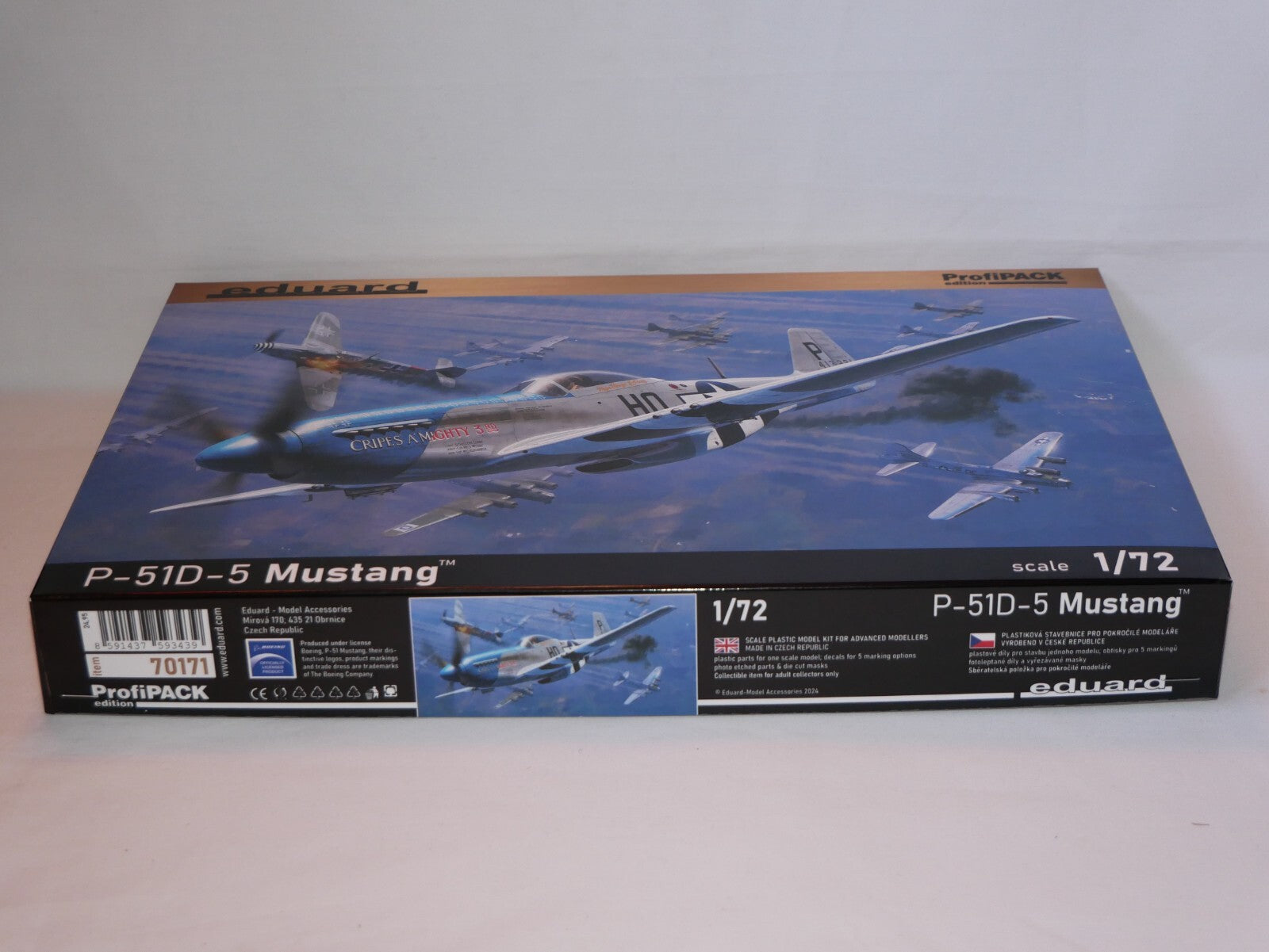 Eduard 1:72 Scale North American P-51D-5 Mustang ProfiPACK Edition Kit - 70171