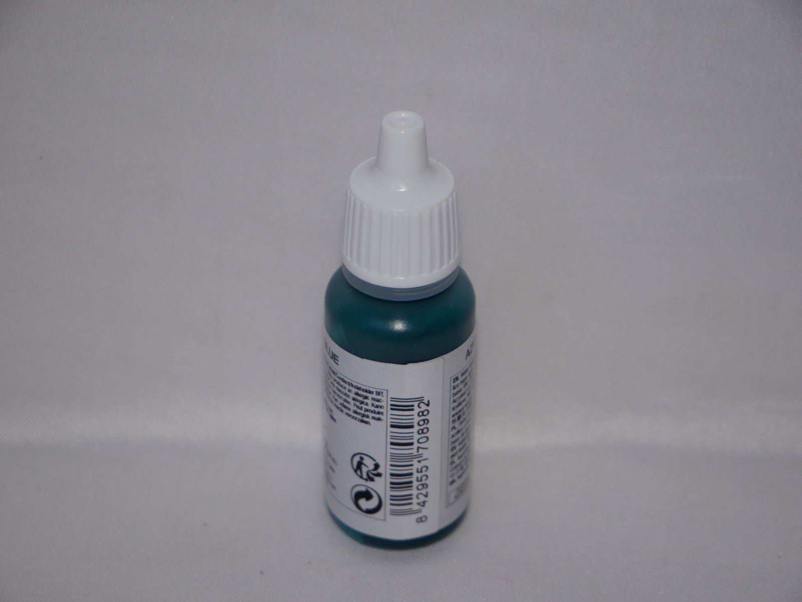 Vallejo Model Color Dark Sea Blue Acrylic 17ml/0.57 fl oz Dropper Bottle 70.898