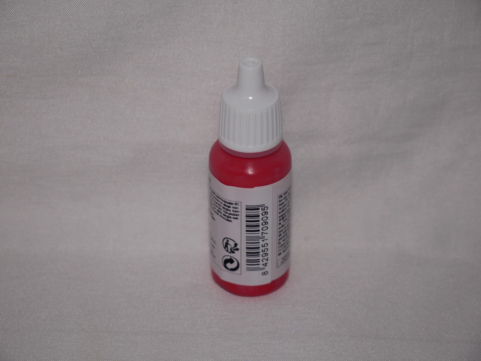 Vallejo Model Color Vermillion Acrylic 17ml/0.57 fl oz Dropper Bottle - 70.909