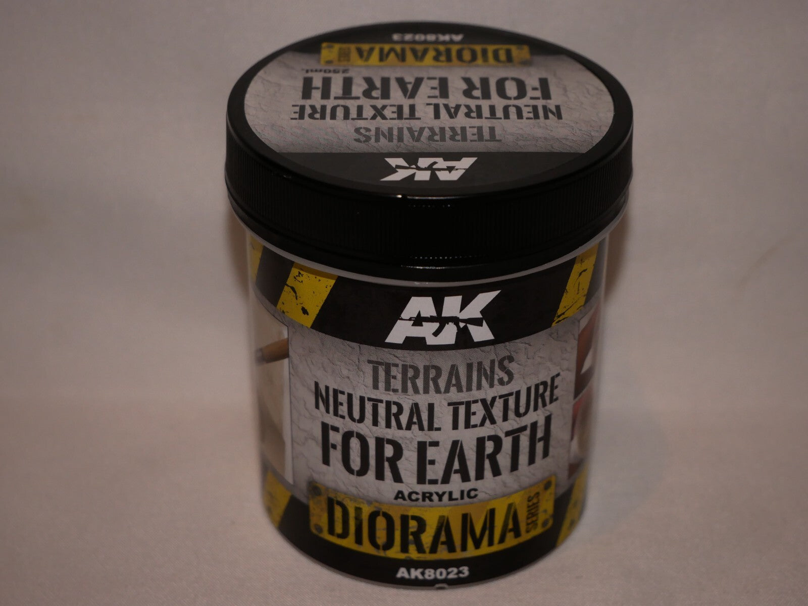 AK Interactive Diorama Terrains Neutral Texture For Earth Acrylic 250ml - AK8023