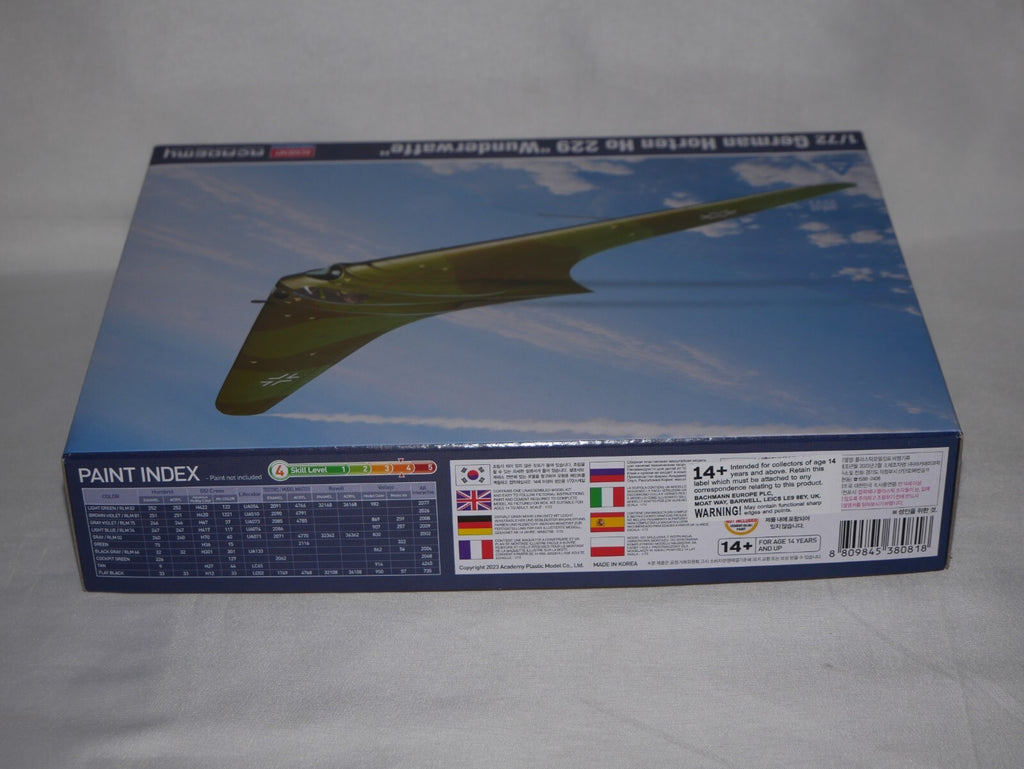 Academy 1:72 German Horten Ho 229 Wunderwaffe Flying Wing Skill Level 4 - 12583