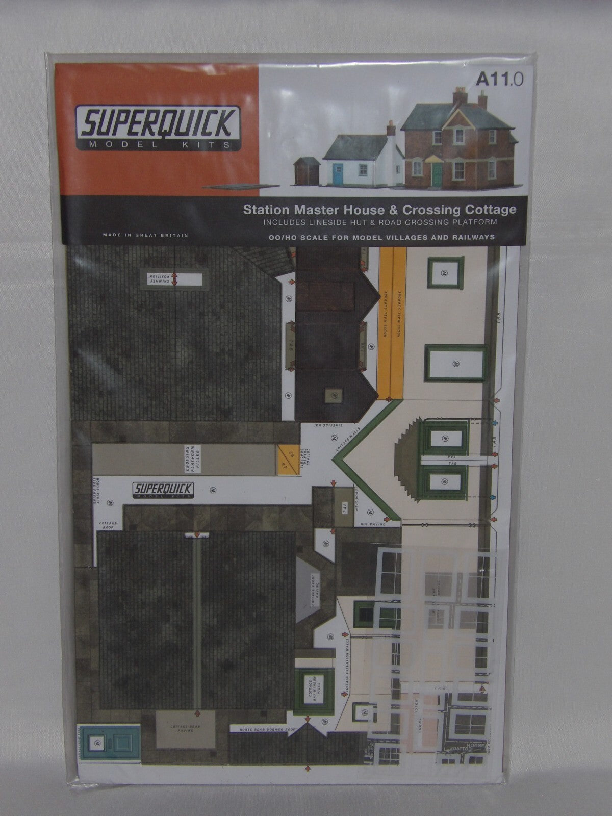 Superquick Kits 1:76 Scale Station Master House & Crossing Cottage - SQA11.0