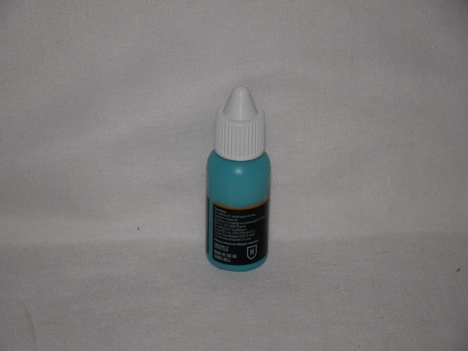 Duncan Rhodes Painting Academy 'Two Thin Coats' Ray Gun Glow 15ml Bottle - 10069