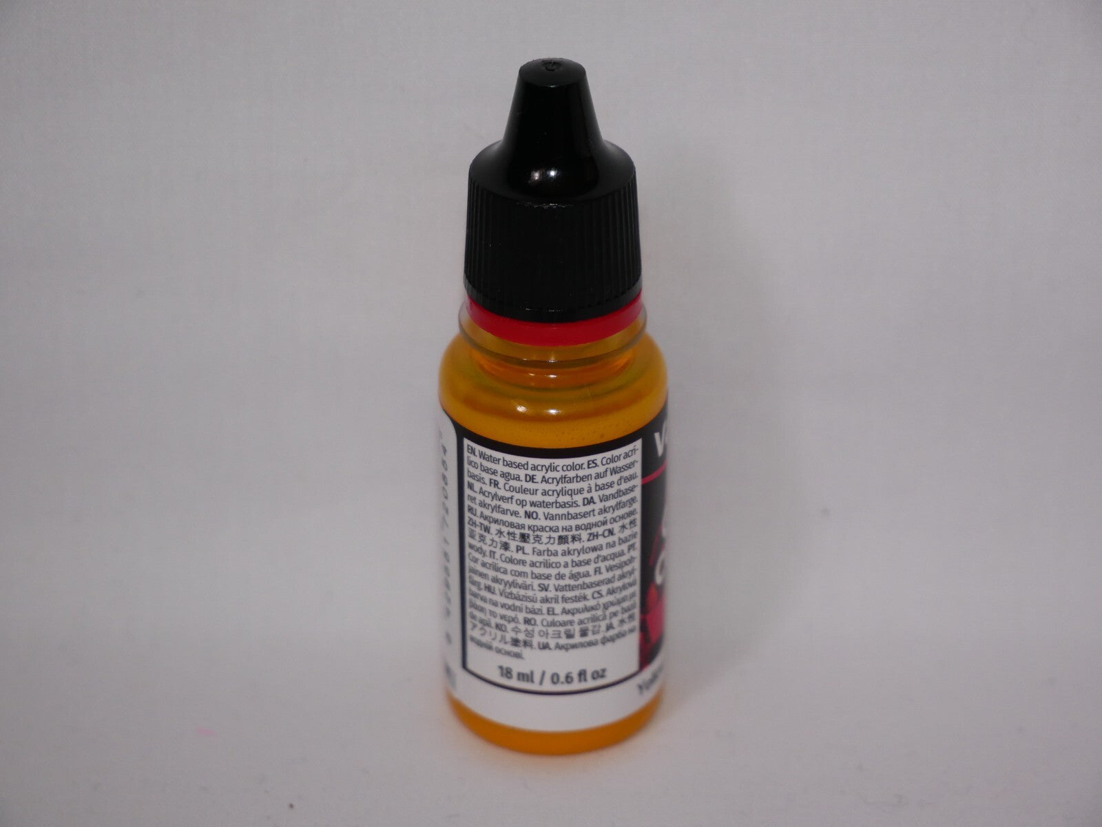 Vallejo Game Color Acrylic Inks Yellow 18ml/0.6 fl oz Dropper Bottle - 72.085