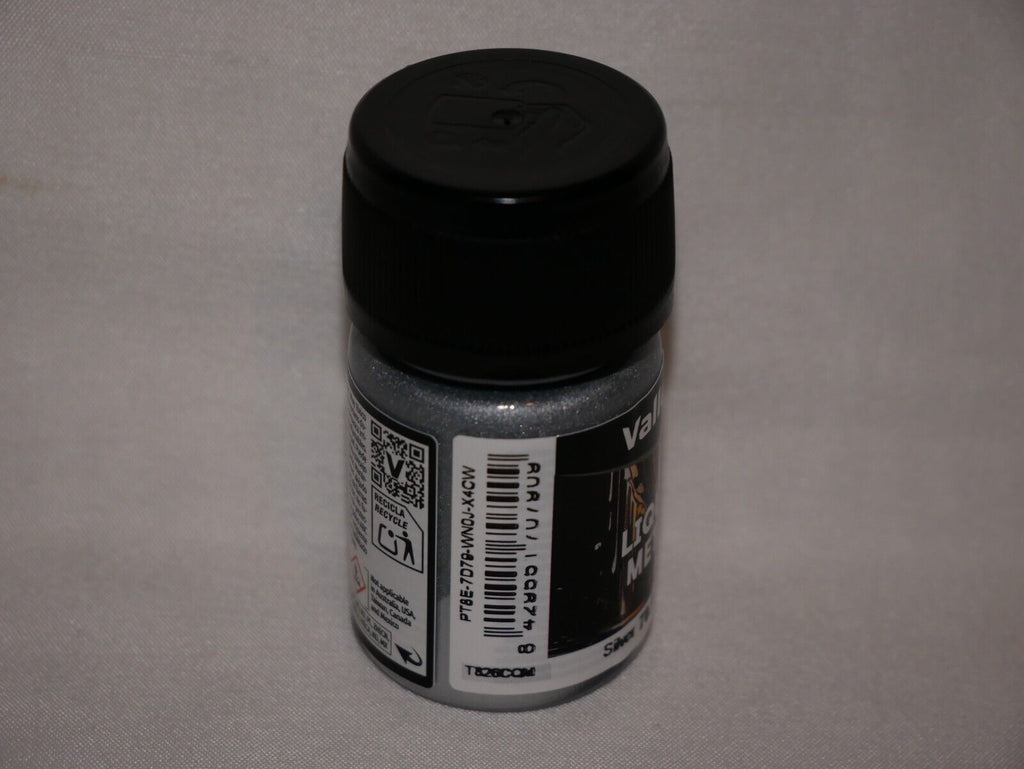Vallejo Liquid Metal Silver Metallic Alcohol Based 35ml / 1.15 fl oz - 70.790