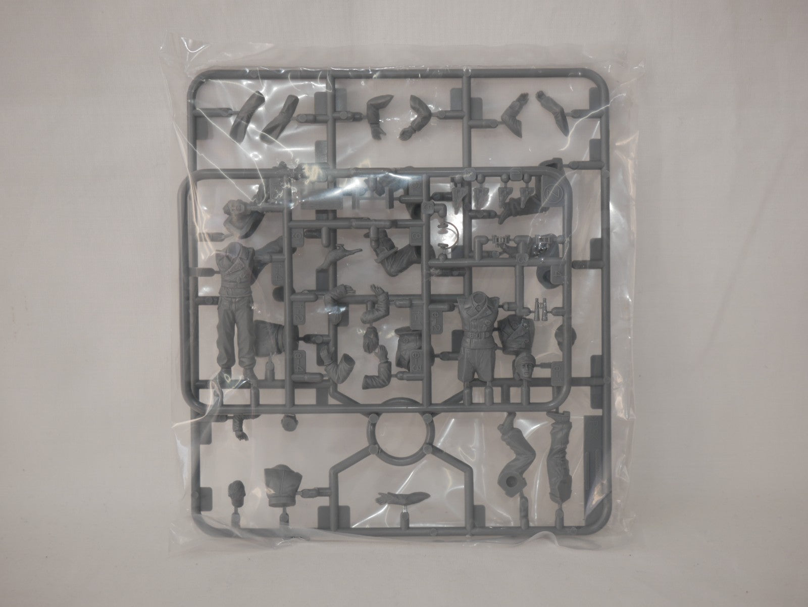 Tamiya Military Miniatures 1:35 Scale WWII German Tank Crew At Rest - 35201